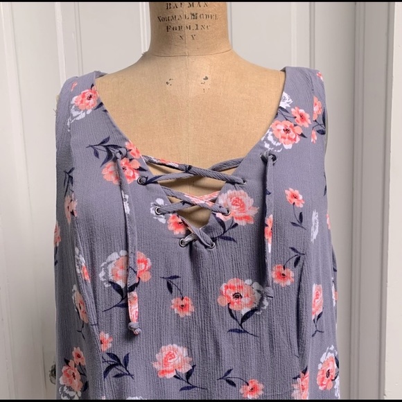 TORRID FLORAL PRINT LACE UP CRINKLE GAUZE LOOSE FIT TRAPEZE SUMMER DRESS SIZE 2 - Picture 3 of 8